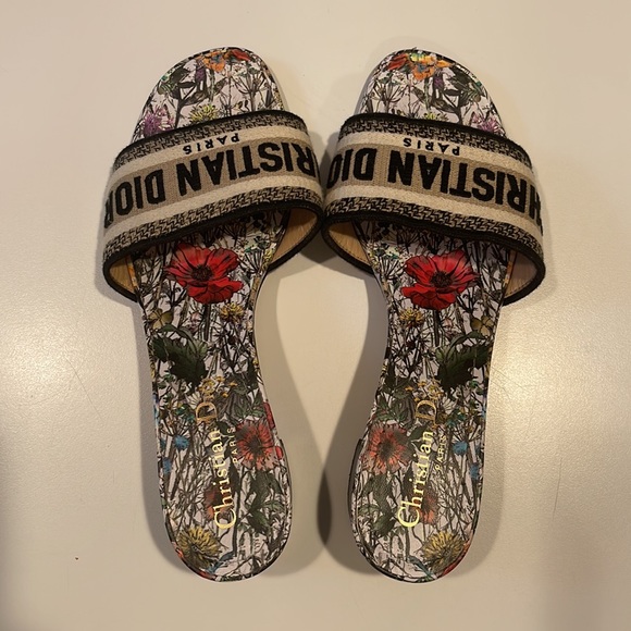 Christian Dior heeled slides - Picture 5 of 5